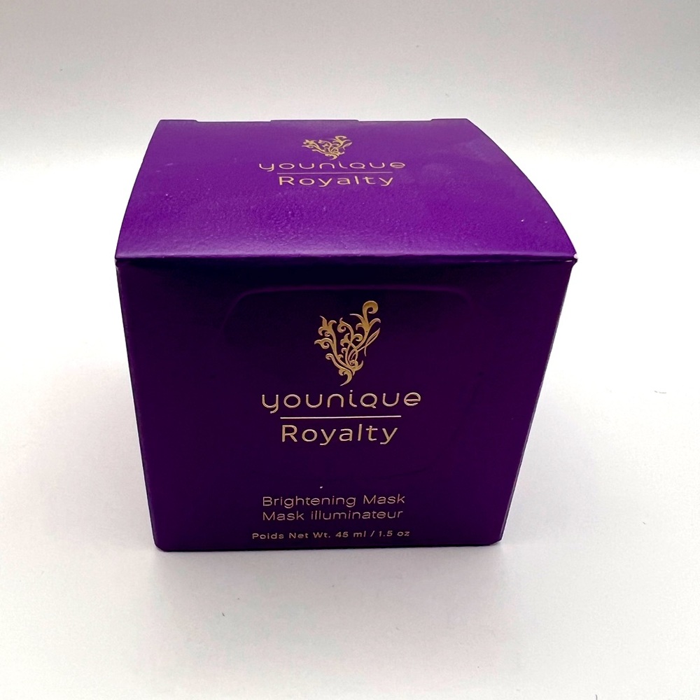 Younique royalty, brightening mask NIB by younique